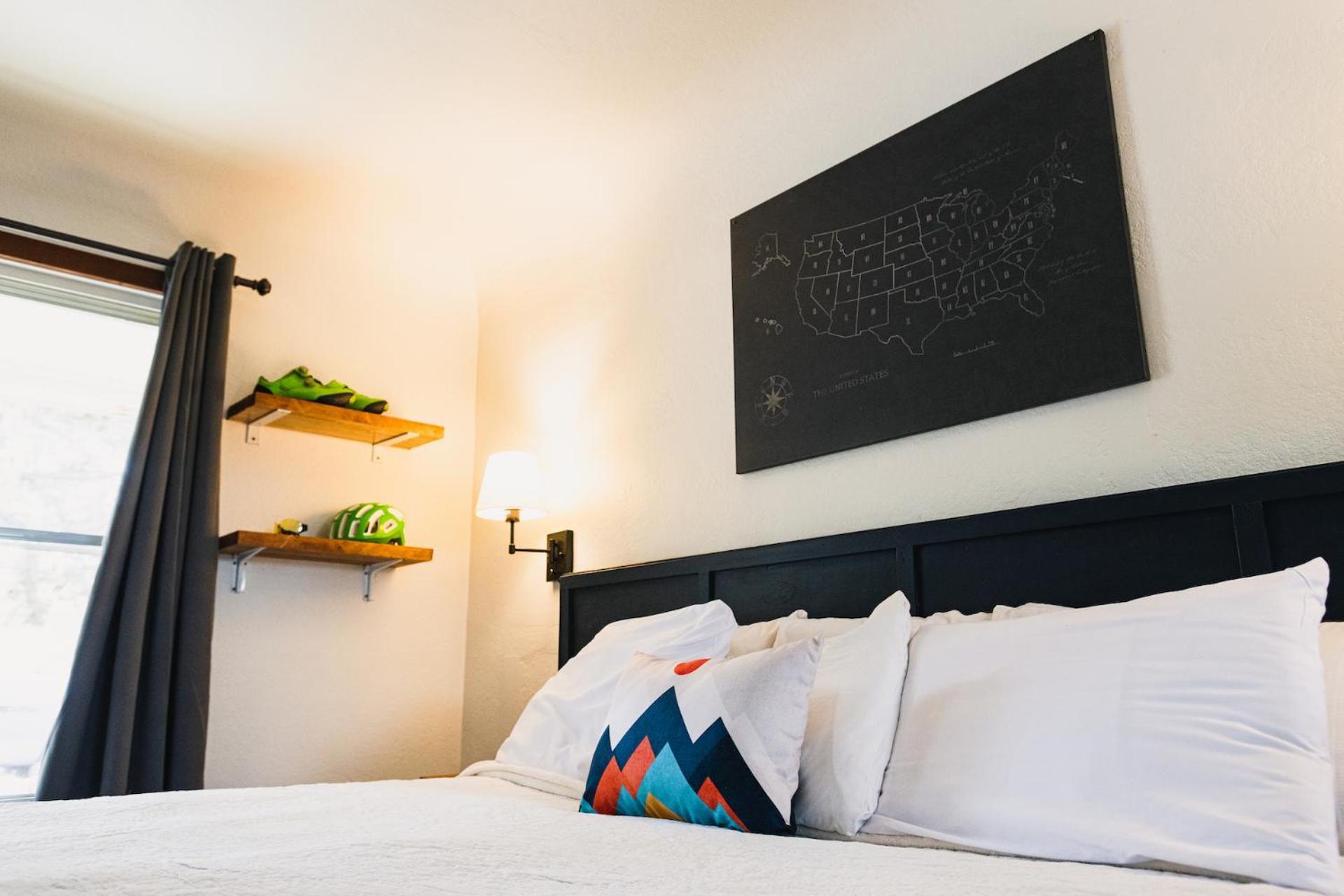 Left Coast Lodge - Pet Friendly ซิสเตอร์ส ภายนอก รูปภาพ